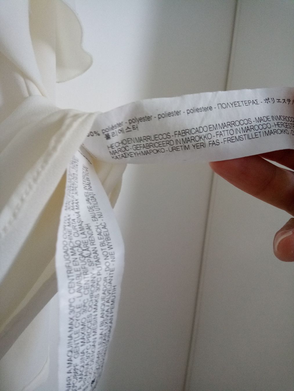 Zara Blusen: Bluse Beige Grösse M Zara Basic Collection – Gebraucht aus Volketswil von Car1 6