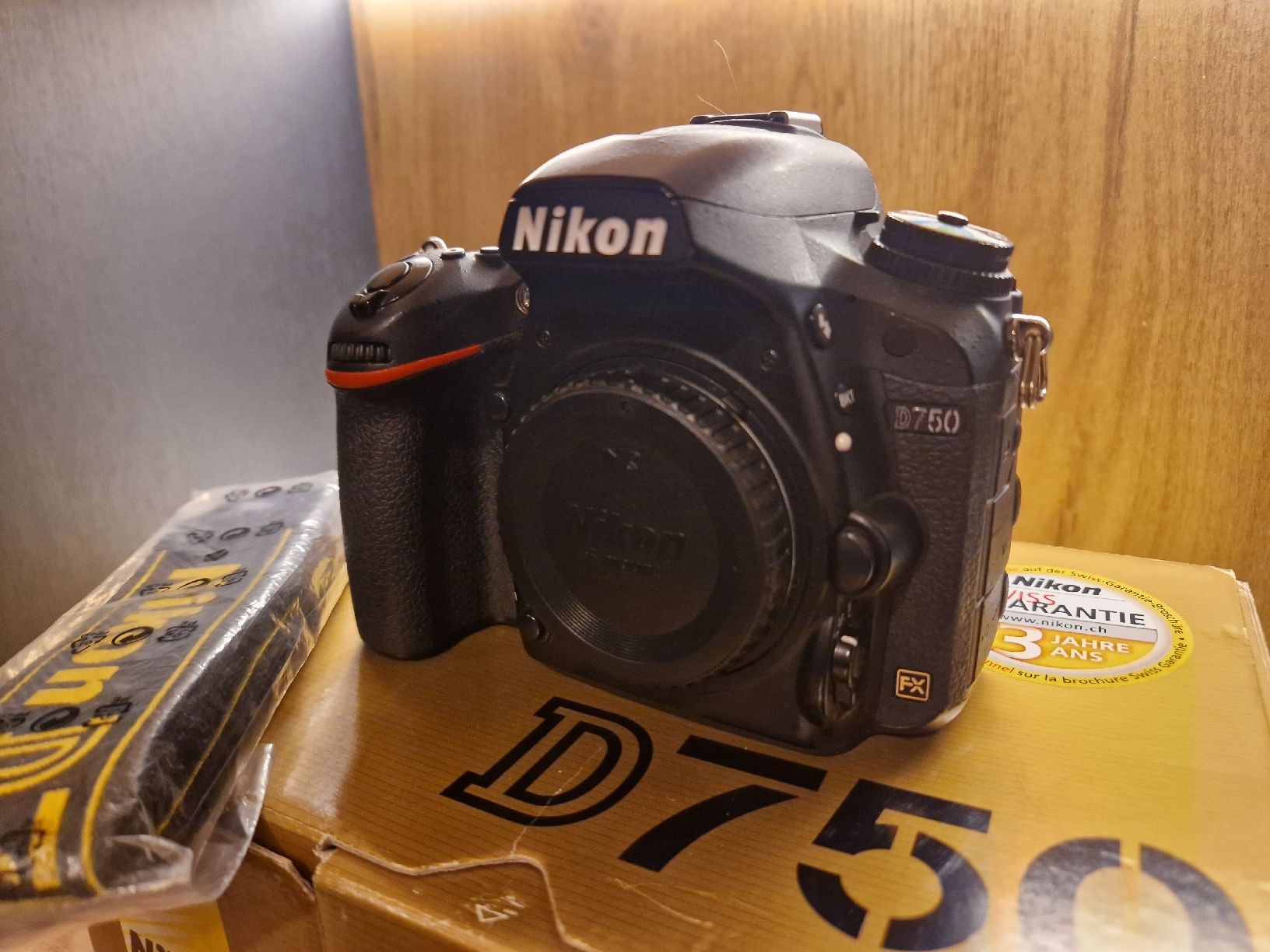 Nikon Fotocamera: Nikon D750 Spiegelreflex Kamera, Vollformat – Usato da Schübelbach venduto da Carla006 1