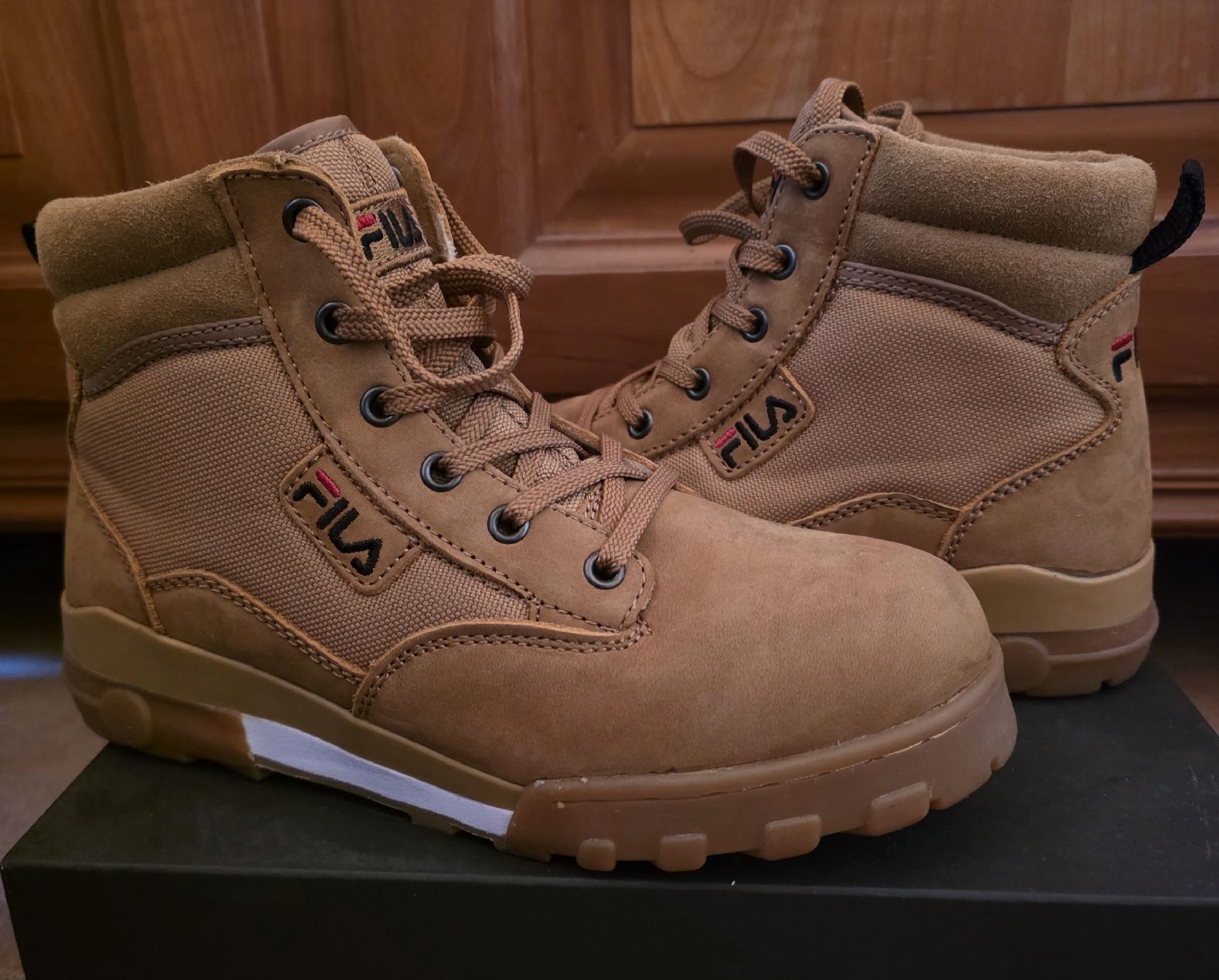 Fila Scarpe da donna: Fila Stiefel Braun Damen – Nuovo (secondo la descrizione) da Wimmis venduto da sal_rj9j 1