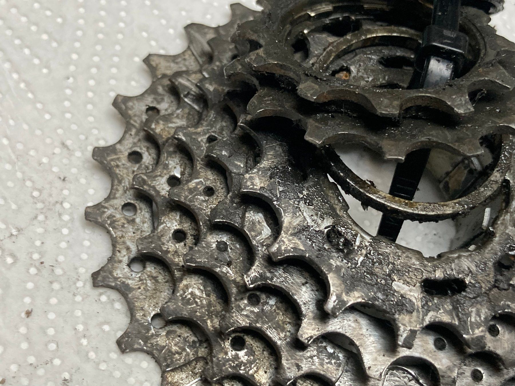 Shimano Ersatzteile: Cassette Shimano HyperGlide / 8 vitesses / 11 - 28T / 265 g. – Gebraucht aus Froideville von EL.YACHT.Okaz 2