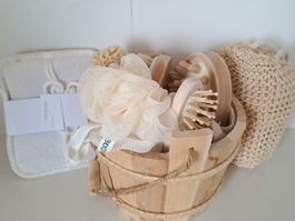 Wellness nécessaire brosses et éponges de bain