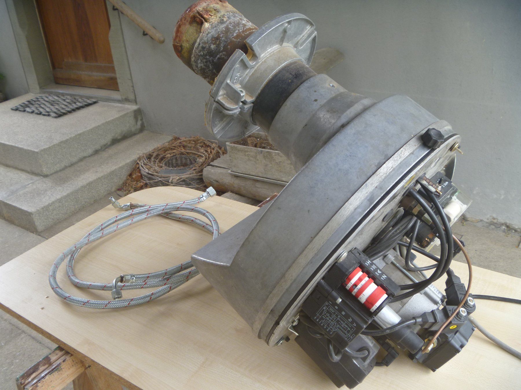 Hoval Heizgeräte: Hoval R20.2-Z-L-LN   Oelbrenner – Gebraucht aus Rüti ZH von
