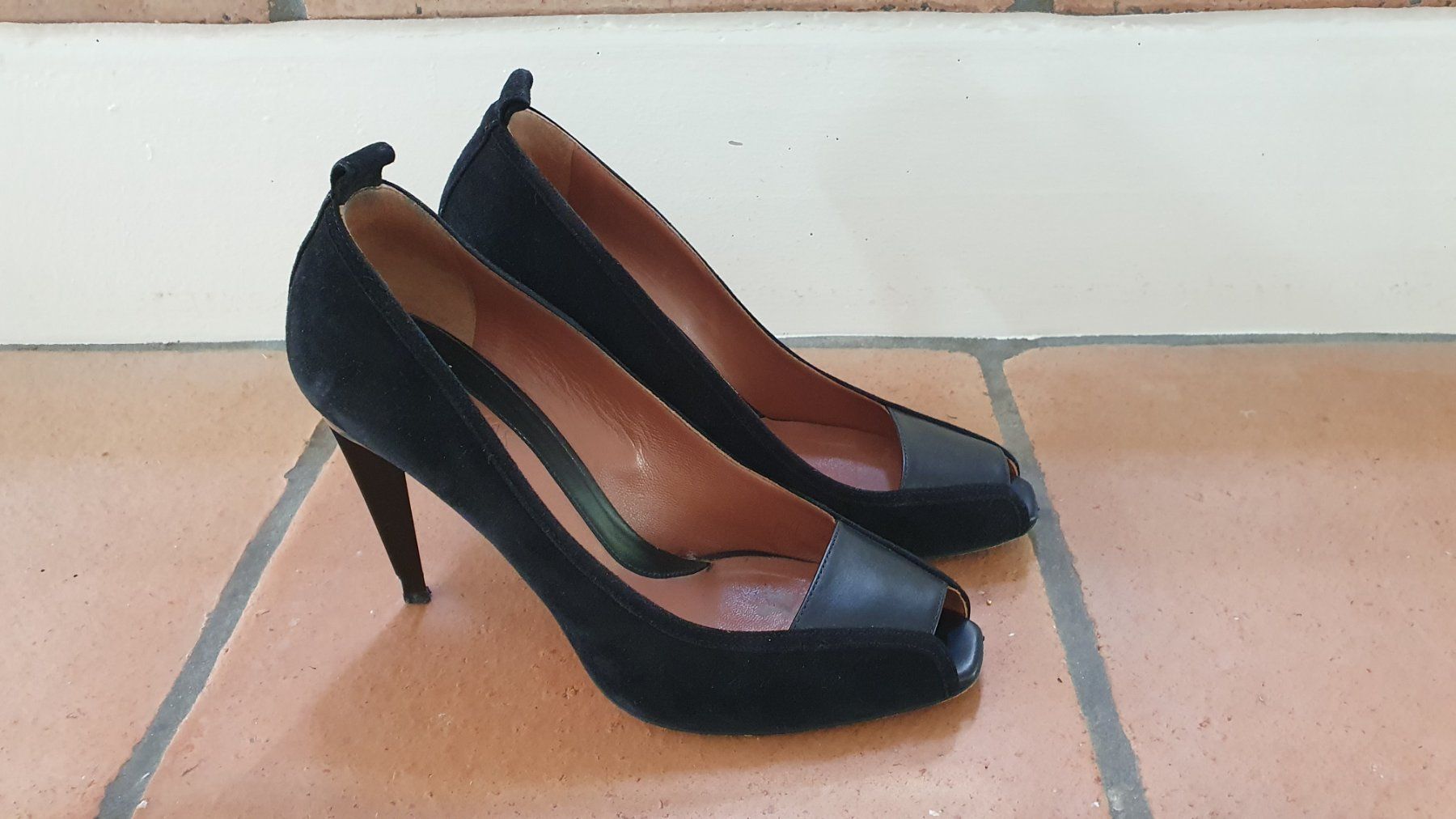 Sportmax Damenschuhe: Elegante, bequeme Peeptoes – Gebraucht aus Jona von Lucie.P 2