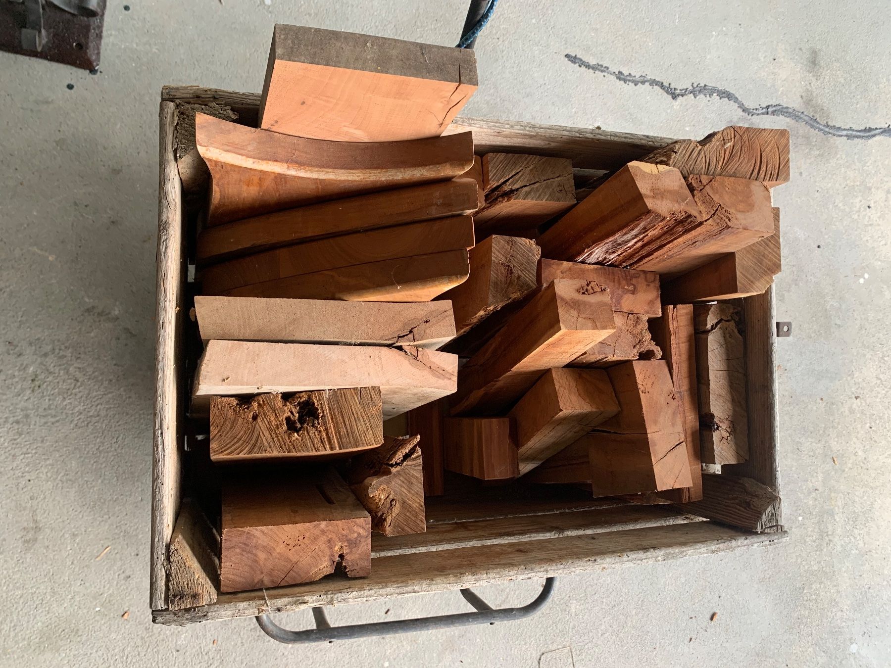 Articoli in legno: Zwetschenholz – Usato da Lustdorf venduto da Monokell 5