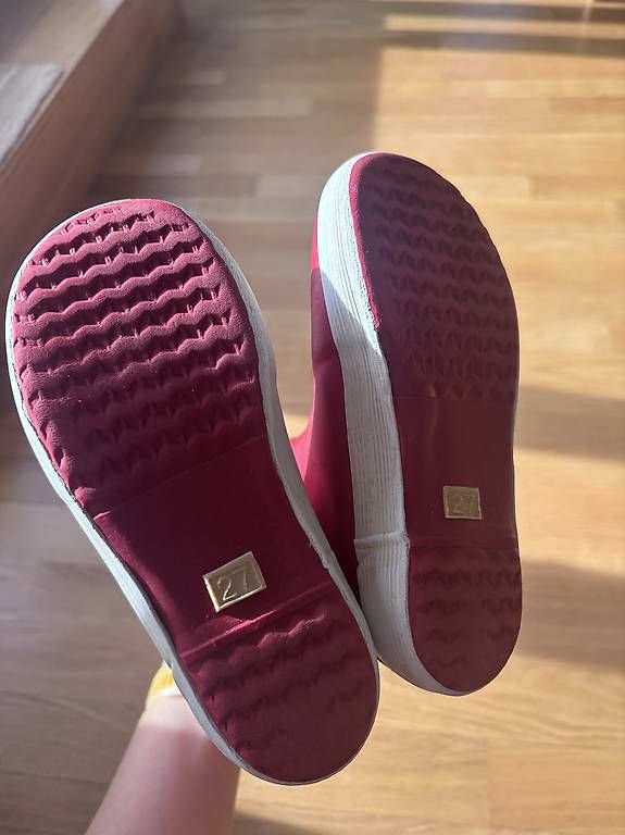 Scarpe da uomo: AIGLE taille 27 rouge  – Usato da Ecublens VD venduto da mar_w8gh 3