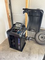 Weber Klassik Radwuchtmaschine – Baujahr 2019 – 230 V