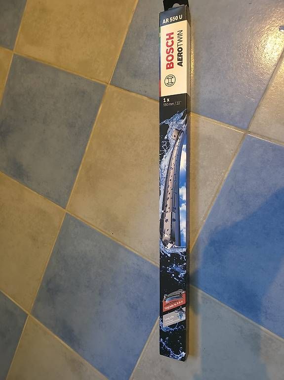 Alle Autoersatzteile: Bosch Aerotwin Scheibenwischer AR 550 U – Neu und originalverpackt aus Hölstein von dmi_my97