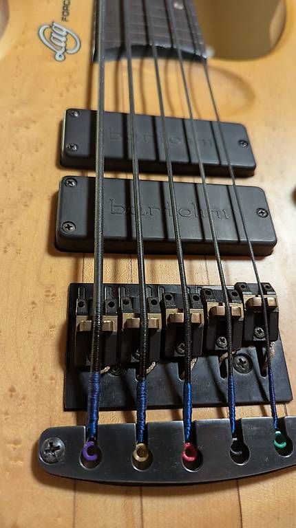 Strumenti musicali: Lag Force 5 Fretless – Usato da Genève venduto da dikkjo 2
