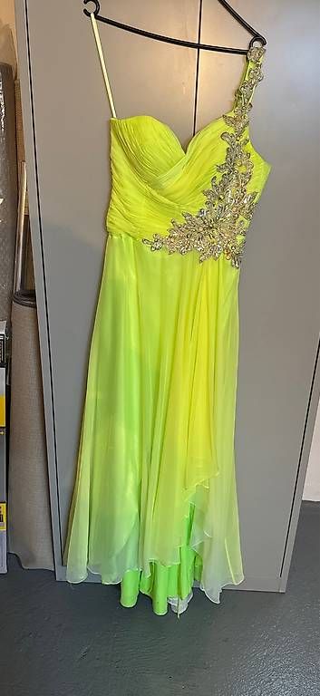 Robes: Abendkleid – D'occasion à Altstätten SG par loni08 1