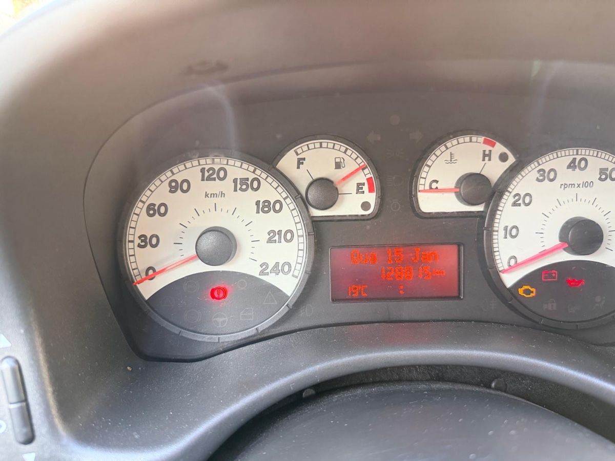 Fiat Automobili: Fiat Punto 1.4 Sporting mit MFK – Usato da St. Niklaus VS venduto da hel_8rgc 7