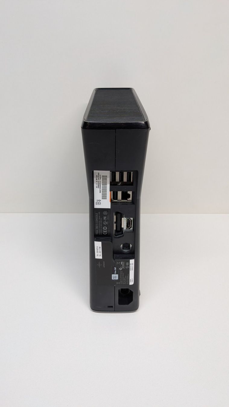 Microsoft Konsolen: Microsoft Xbox 360 S Konsole, 250 GB – Gebraucht aus Menziken von mame18 3