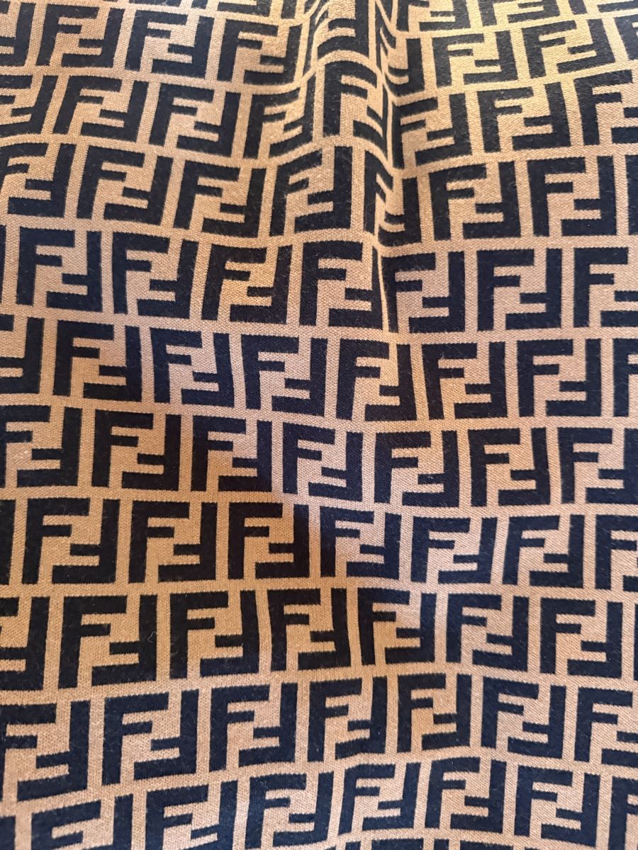 Fendi Gonne: Fendi Zucca Logo Skirt – Nuovo (secondo la descrizione) da Schwerzenbach venduto da Cscollazo 1