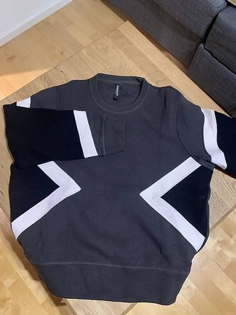 Neil Barrett sweater neopren