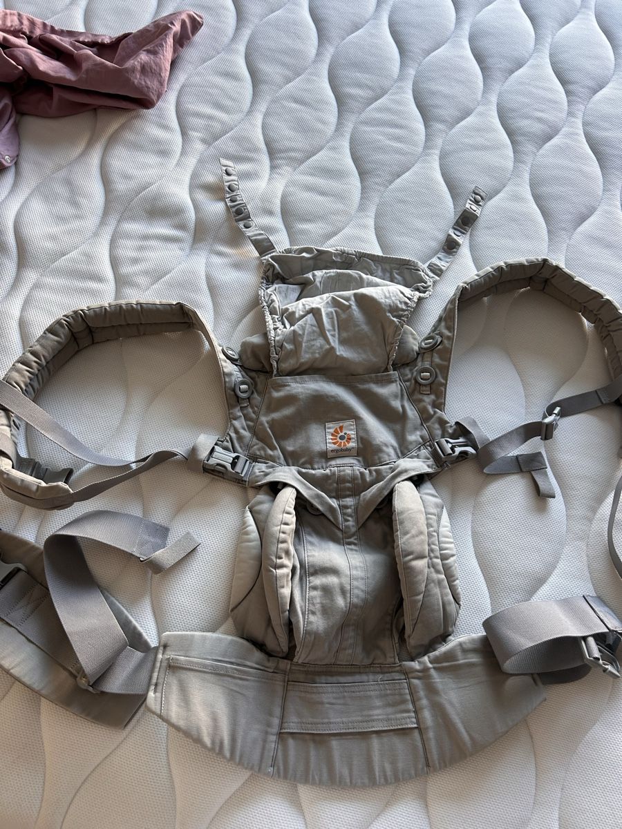 Marsupi portabebè: Baby carrier – Usato da thalwil venduto da AlbertThalwil