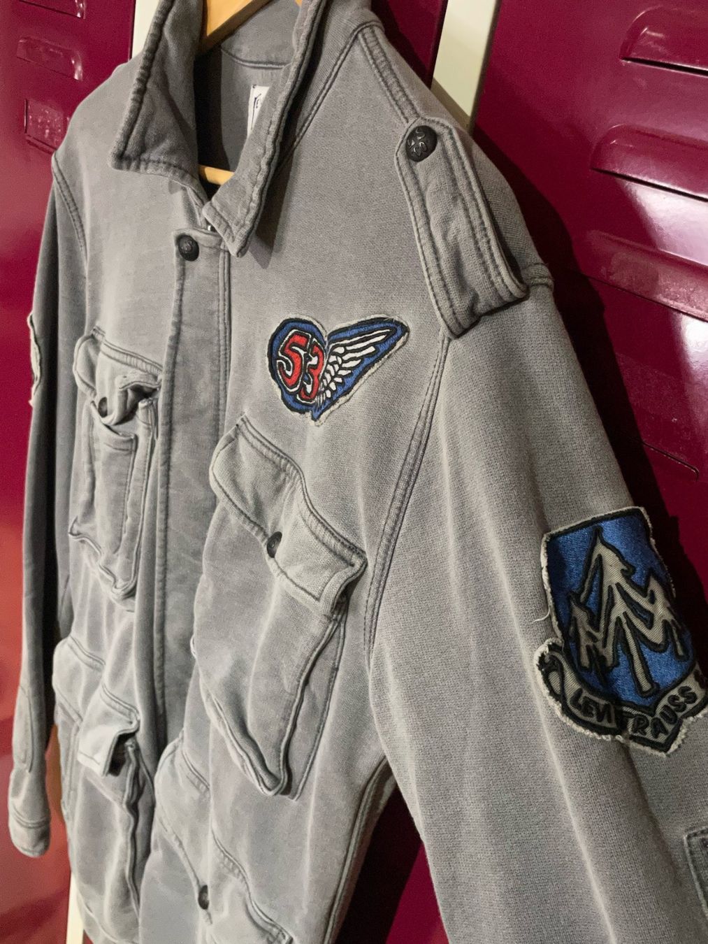 Levi's Giacche: LEVI'S PATCHES TYPE ARMYJACKET SWEAT SZ: M – Usato da Cortaillod venduto da Stay_Alive_vintage 2