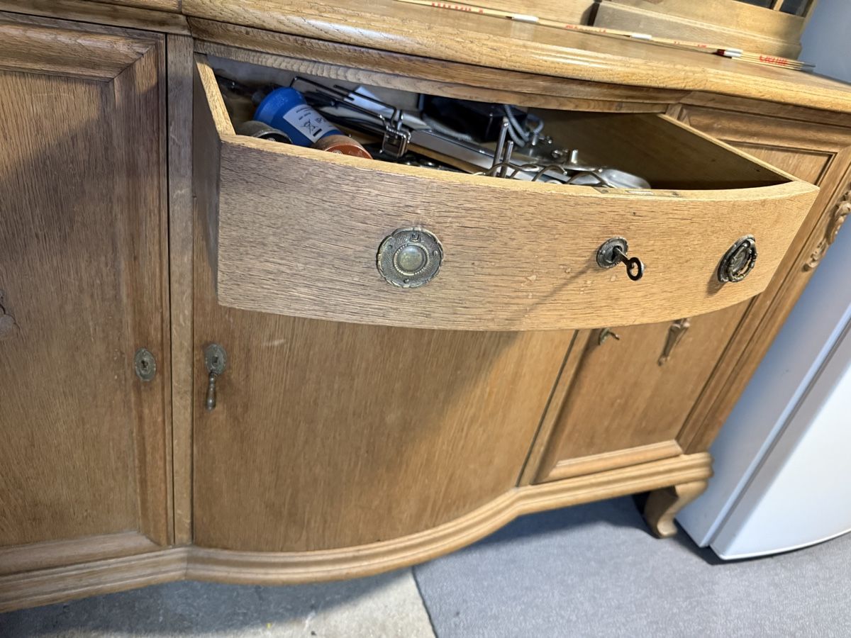 Credenze: Abholung in 8340 Hinwil - Buffetschrank aus Eiche – Usato da Uitikon Waldegg venduto da Pamina0 3