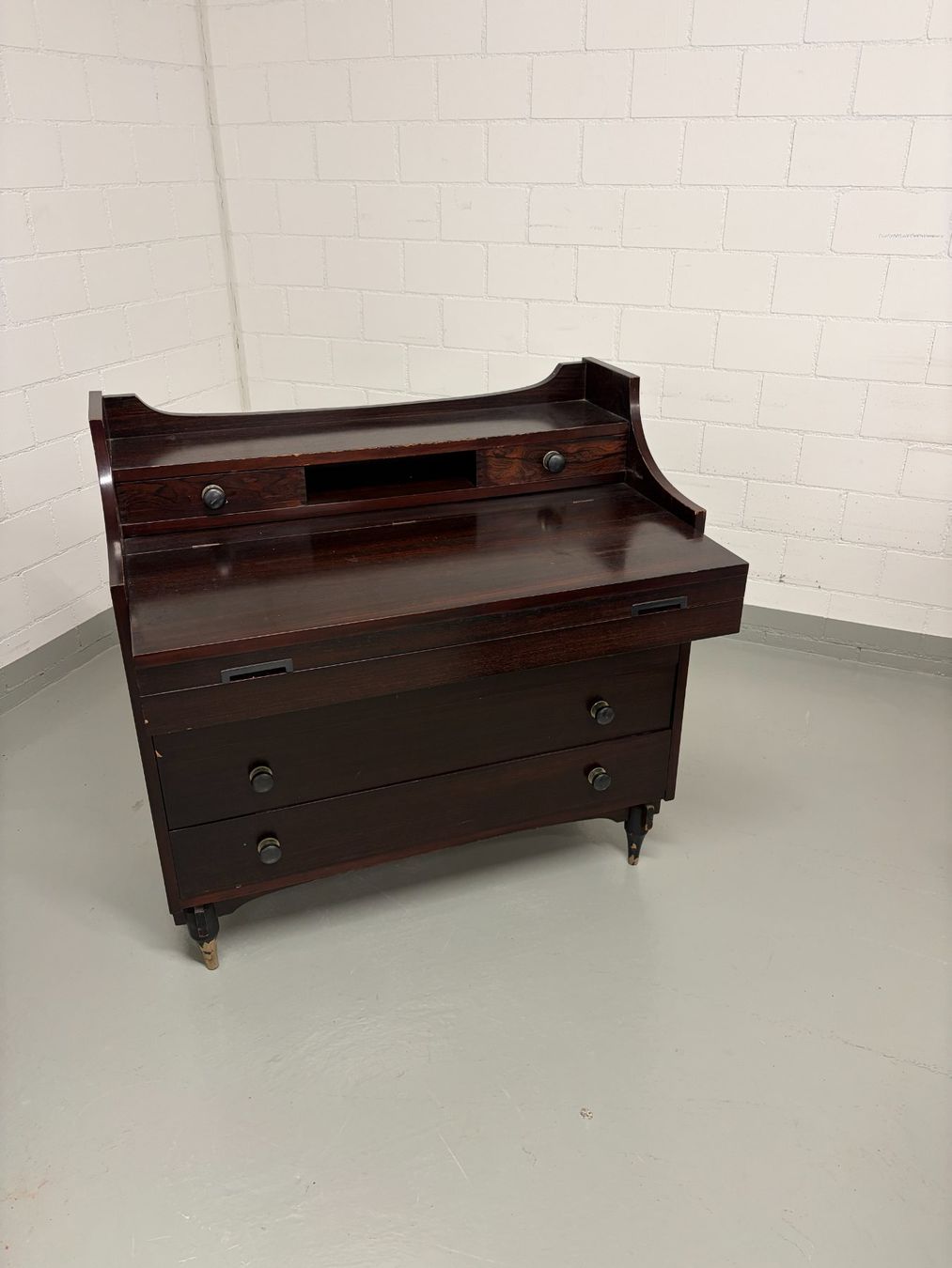 Commodes: Valerio Sacchetti, Kommode Mahagoni – D'occasion à Zürich par less_more 1