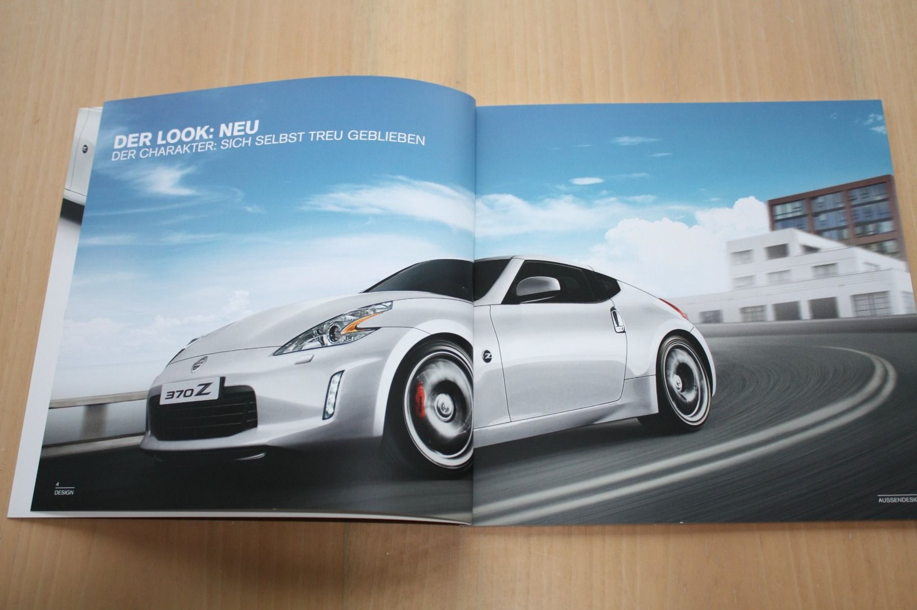 Nissan Dokumente: Nissan 370Z Prospekt 04/2013 – Gebraucht aus Wikon von erwin400 1