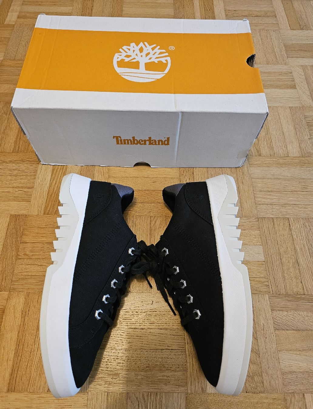 Timberland Scarpe da donna: Timberland Damen-Sneaker Gr. 38.5 – Nuovo (secondo la descrizione) da Neuenegg venduto da butterfly898 4