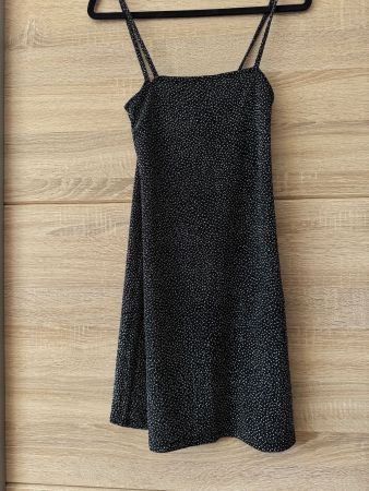 Mini robe noire à paillettes