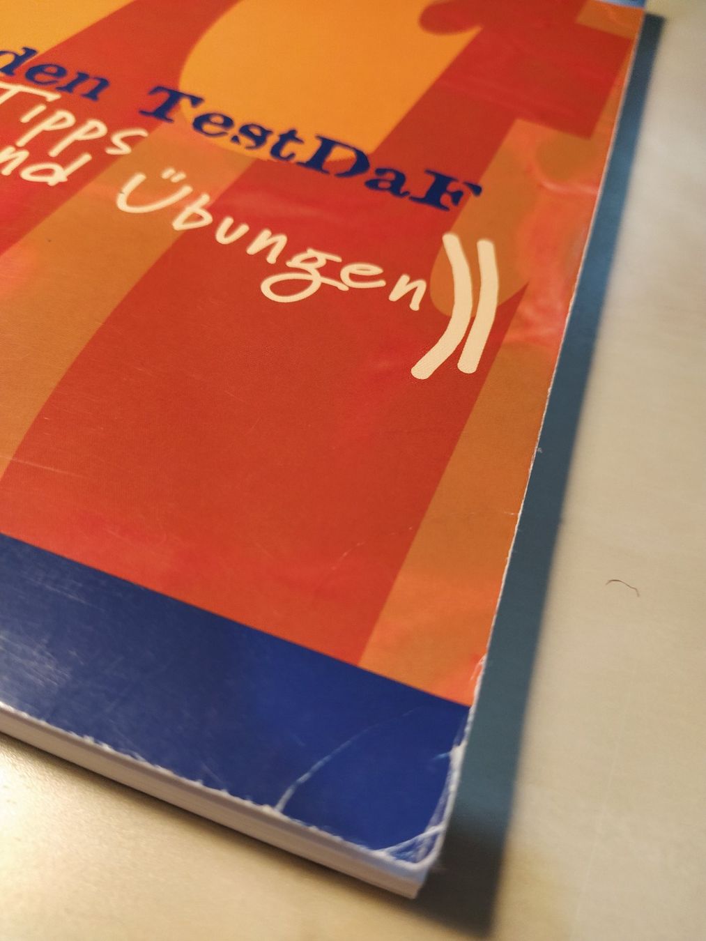 Bücher: TestDaF, 2 Hefte und andere Unterlagen – Gebraucht aus St. Gallen von Lila_238 2