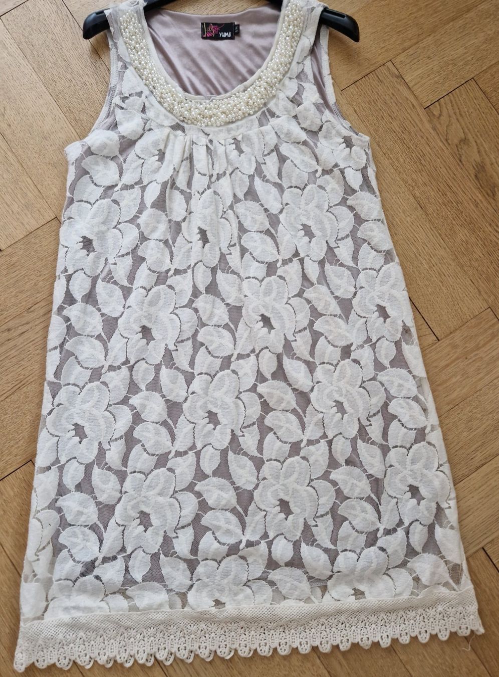 Kleider: Kleid aus Spitze mit Perlen bestickt. NEU! – Neu und originalverpackt aus Küsnacht ZH von 2011_ 3