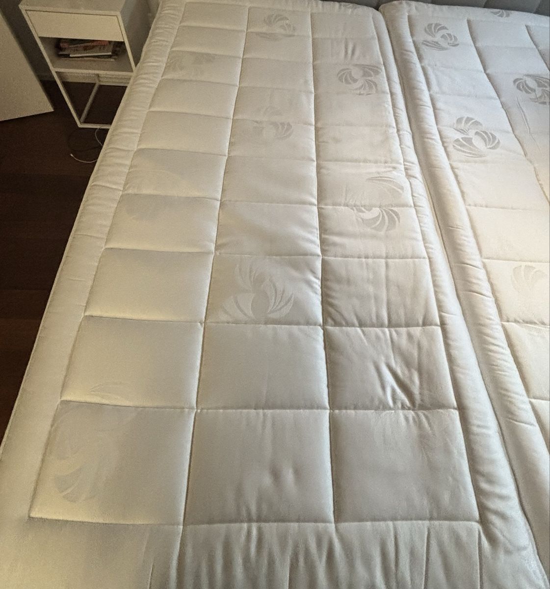 Letti: Luxus GS Boxspringbett mit Matratzen – Usato da Zollikon venduto da DomisThings 3