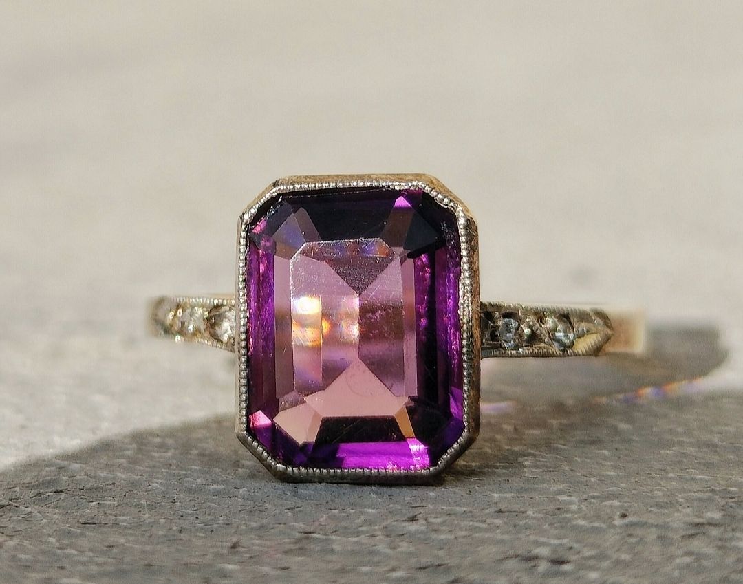 Anelli: Antiker Ring Amethyst Paste Gold 9ct 333 – Usato da schwyz venduto da larry91sz 1