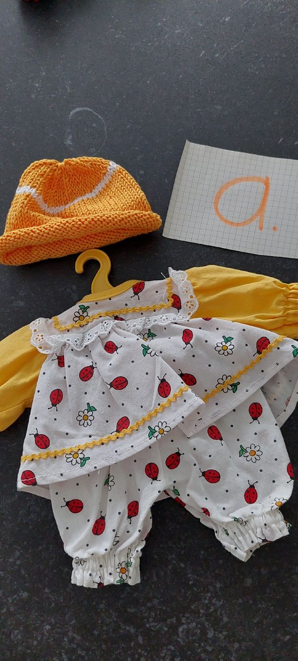 Puppen: Puppenkleid – Gebraucht aus Muri AG von nindo1