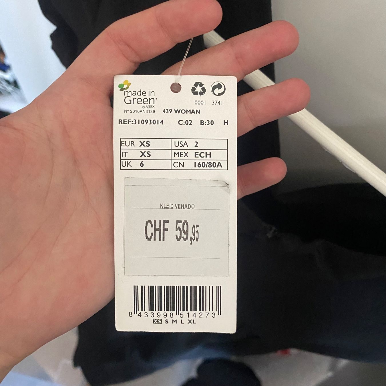 Mango Vestiti: Schwarzes Kleid von Mango – Nuovo e nell'imballaggio originale da Luzern venduto da champagnelaury 2