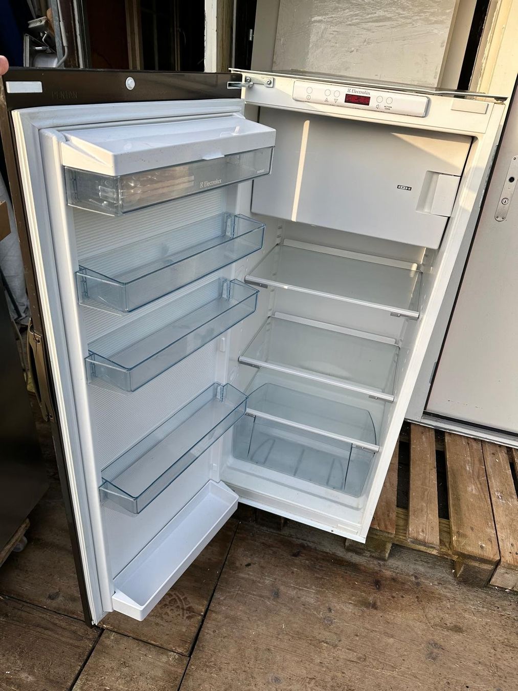 Electrolux Frigoriferi: Kühlschrank Einbaukühlschrank Electrolux – Usato da Spreitenbach venduto da Space_X 1