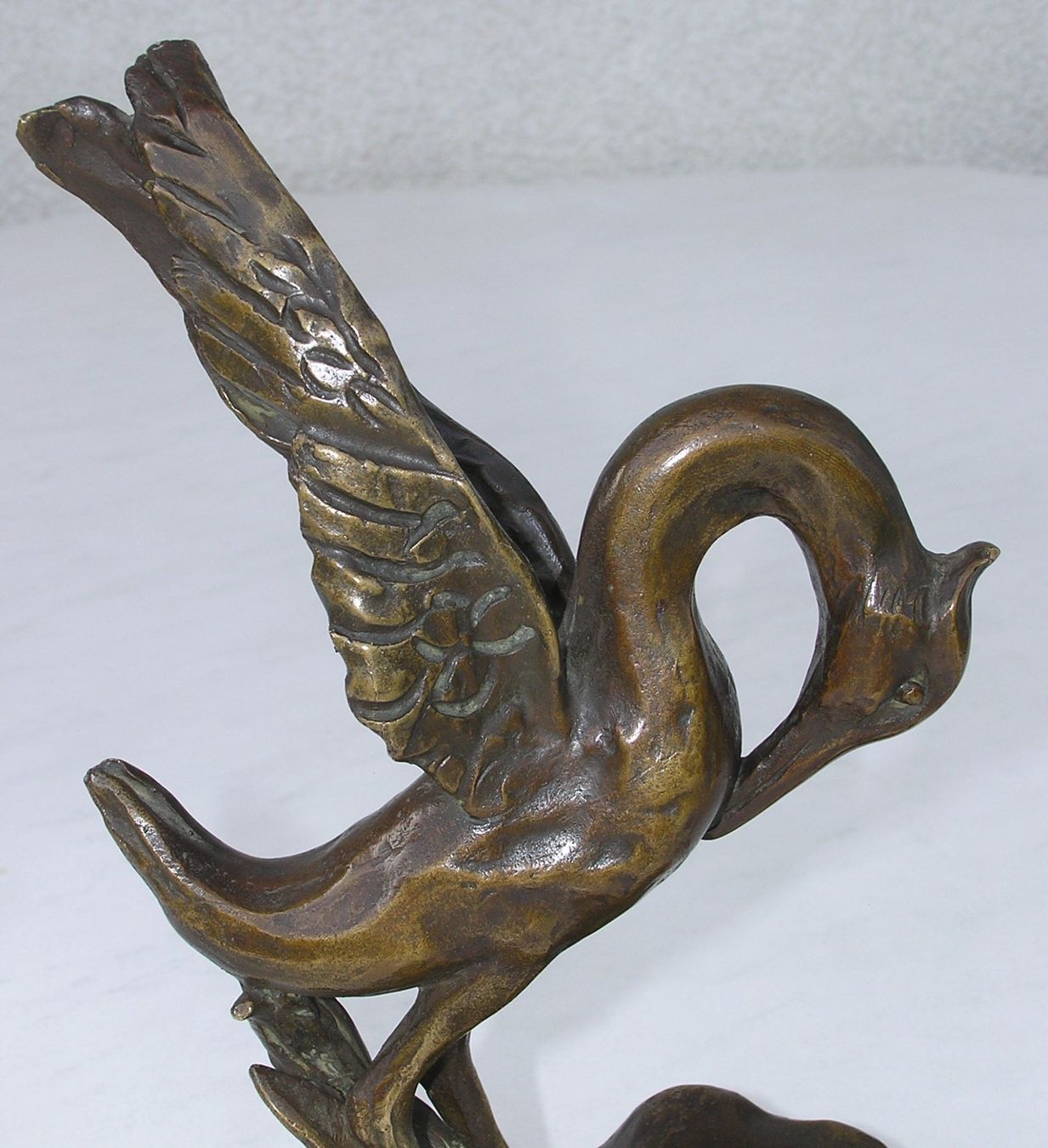 Statuette: ALTE SIGNIERTE BRONZE FIGUR VOGEL MIT EIDECHSE – Usato da Grenchen venduto da Antique-hunter 2