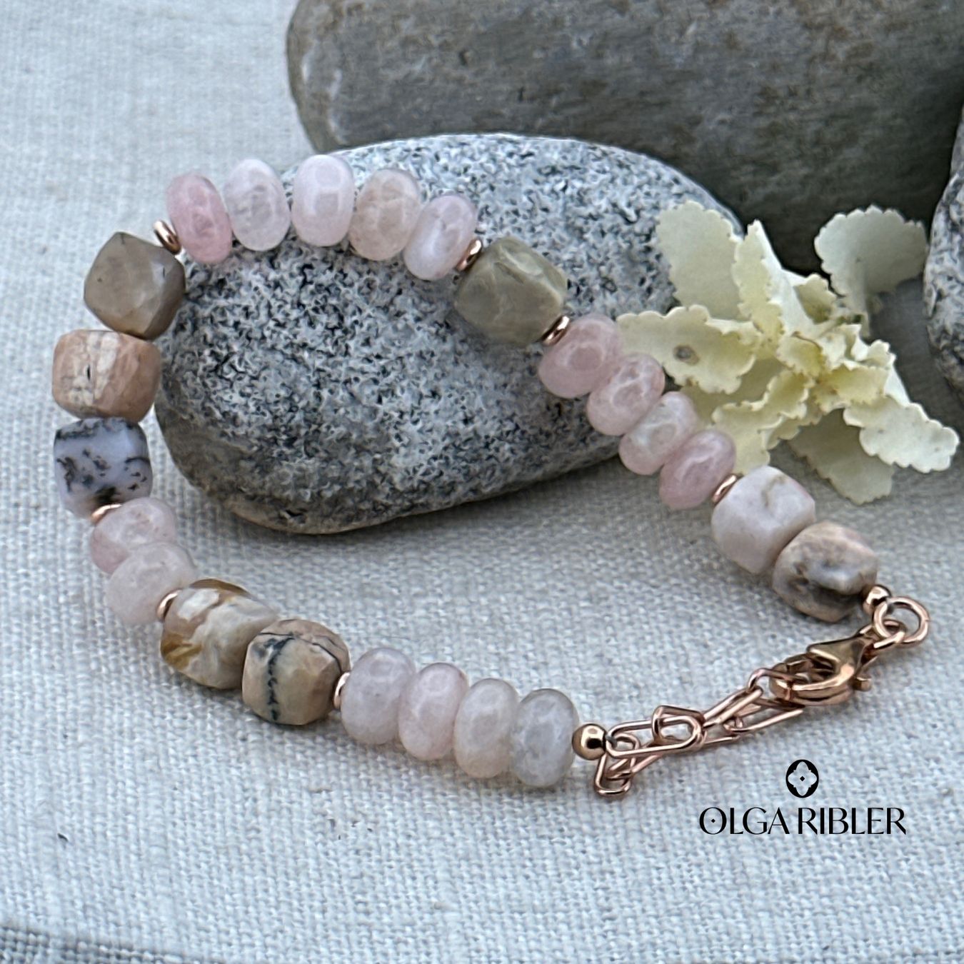 Olga Ribler Armbänder & -reifen: Armband mit Morganite, Opale – Neu (gemäss Beschreibung) aus Luzern von MonikaS03