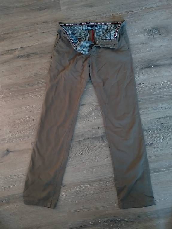Tommy Hilfiger Pantaloni: Hosen Tommy Hilfiger – Usato da Susten venduto da Pingu6991