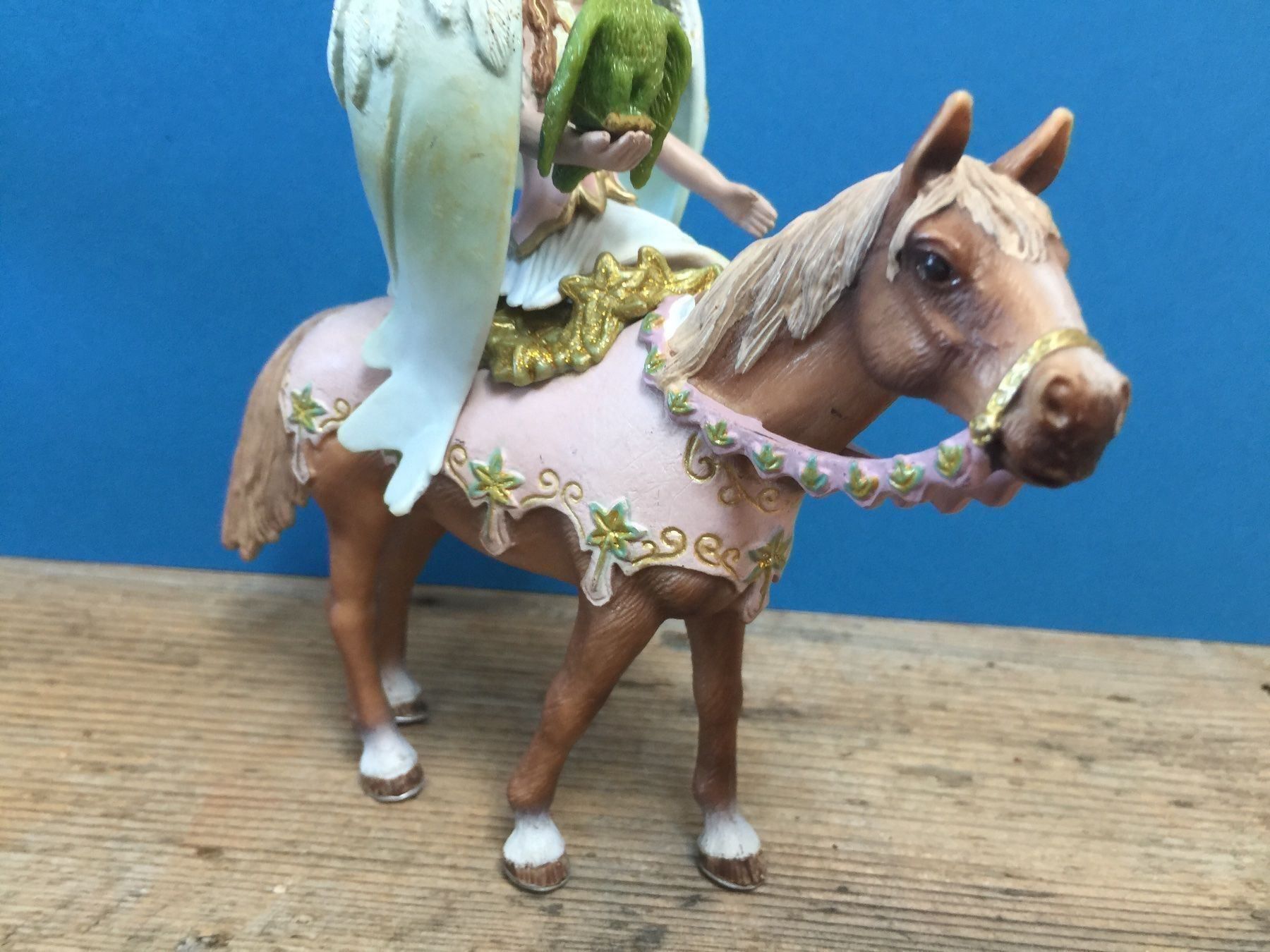 Schleich Statuette: Schleich 70416 Surah Bayala Elfe – Usato da Ennetbaden venduto da mapa05 2