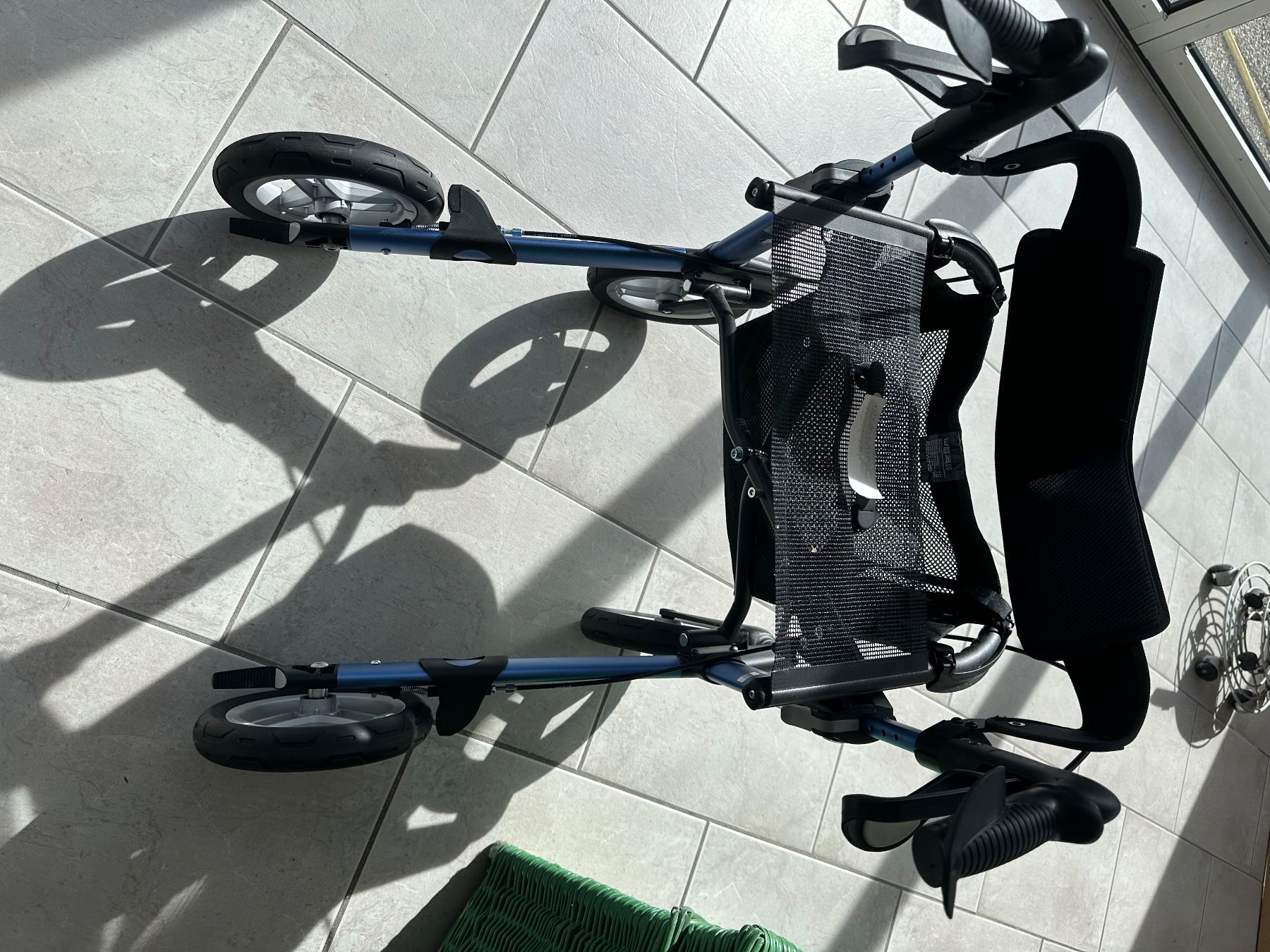 Aides à la marche: Rollator – D'occasion à Hüttwilen par bengeler12 2