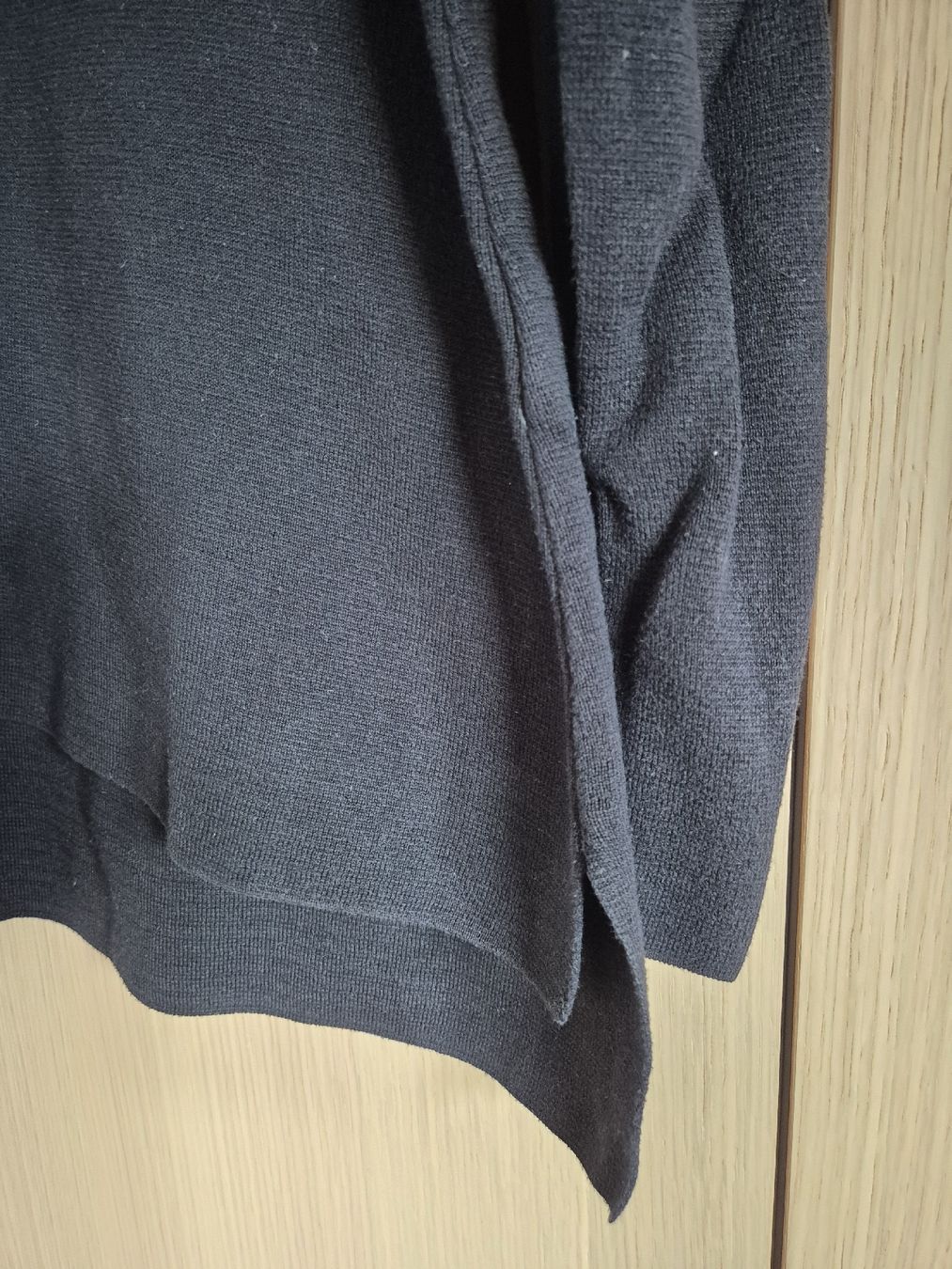 Armedangels Maglioni & Felpe: Schwarzer Pullover von Armedangels, Grösse S – Usato da Balzers venduto da BeScha88 2