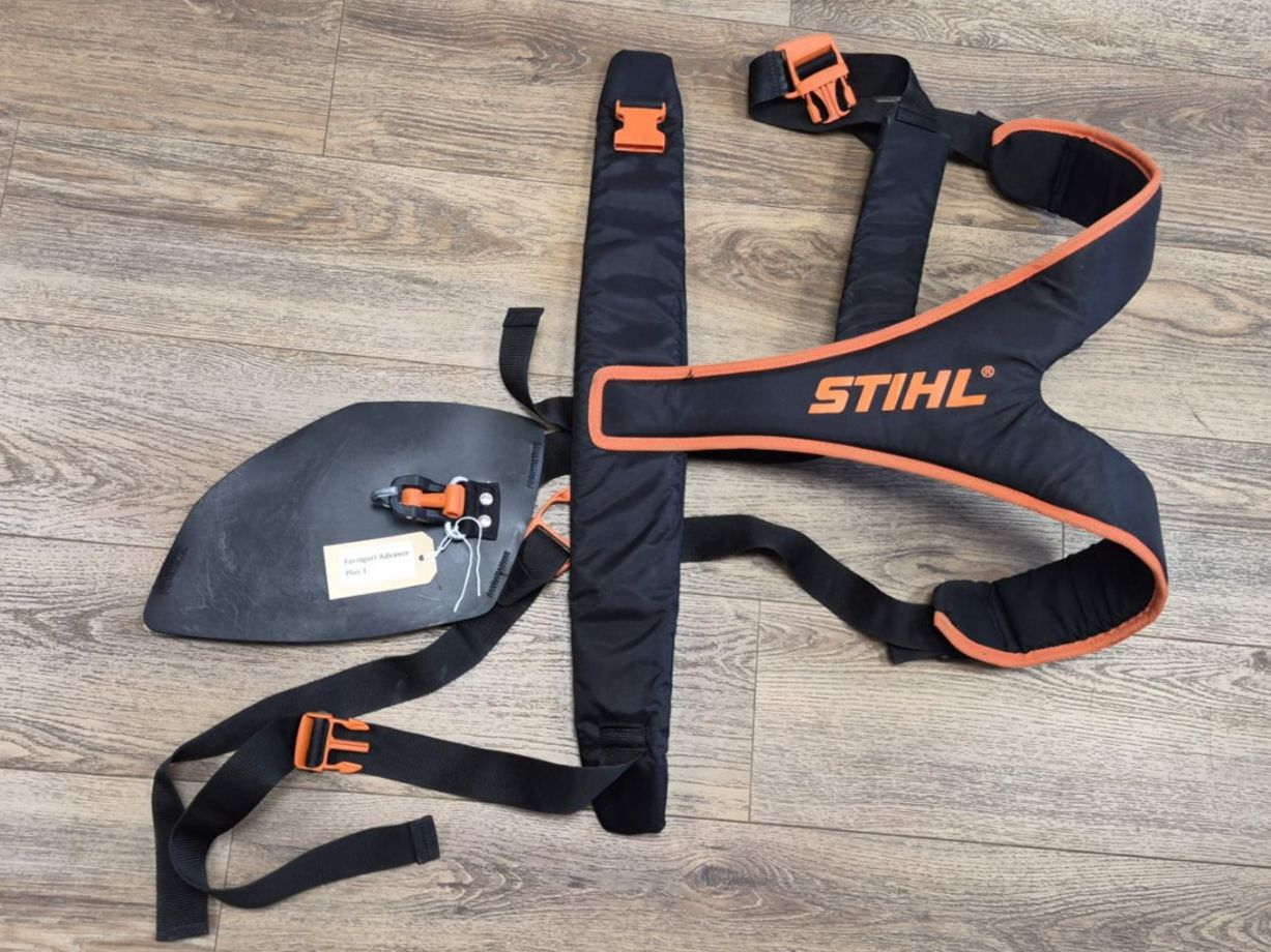 Attrezzatura da arrampicata: Stihl Forstgurt Advance Plus (Nr. 1) – Usato da Niederwil AG venduto da Maeder_AG 6