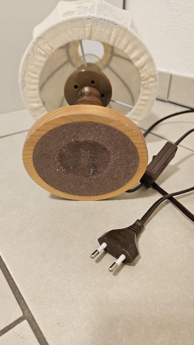 Lampes: Lampe Stoffschirm beige mit Blumenmuster – D'occasion à Schaan par car_wrv2 3