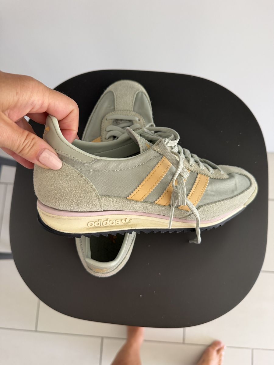 Adidas Chaussures femmes: Adidas Sneakers  – D'occasion à Neerach par the_modern_mini 2