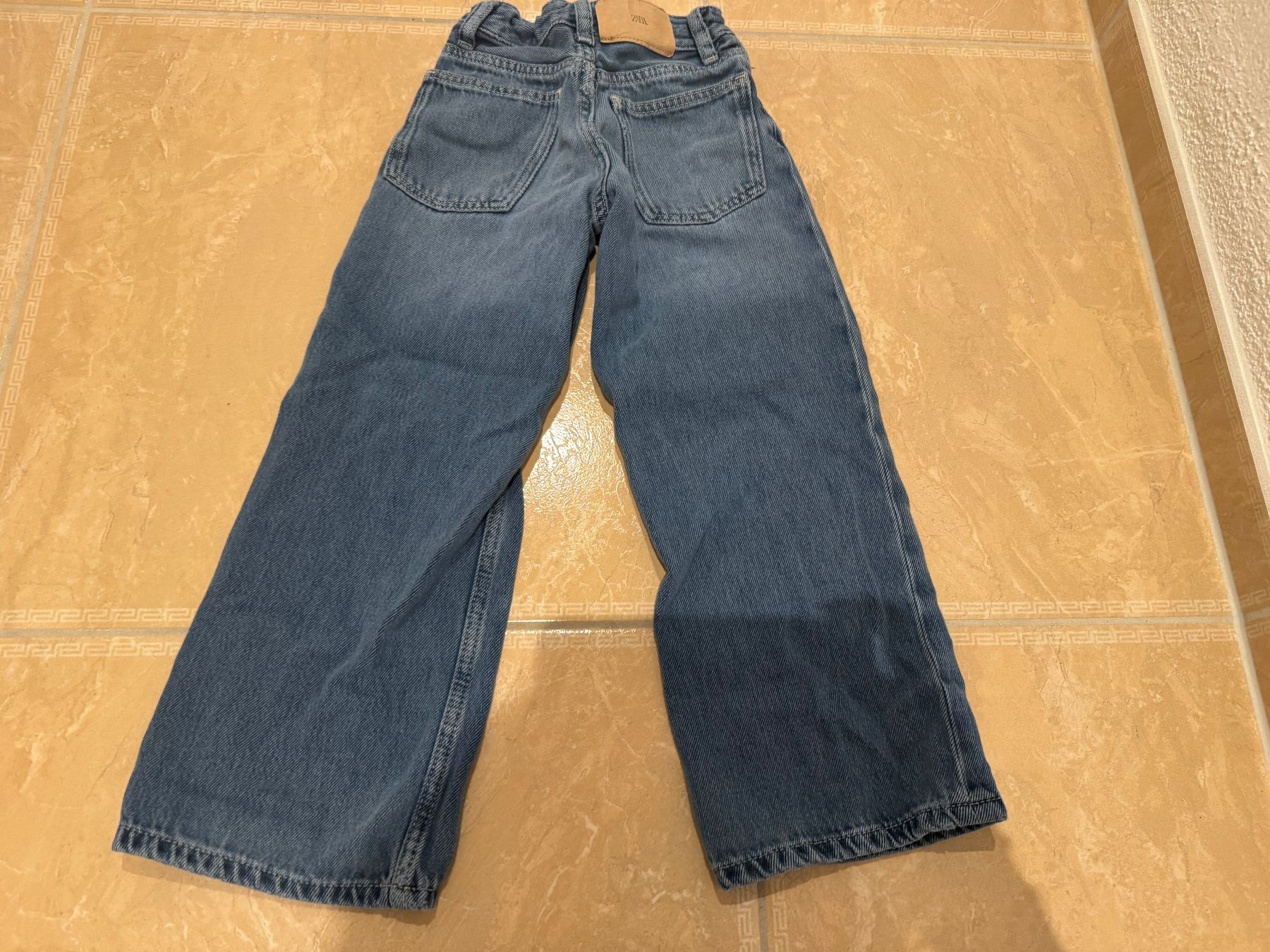 Pantaloni: Zara coole Jeans, 6-7J 1122 – Usato da Klingnau venduto da Markus14 2