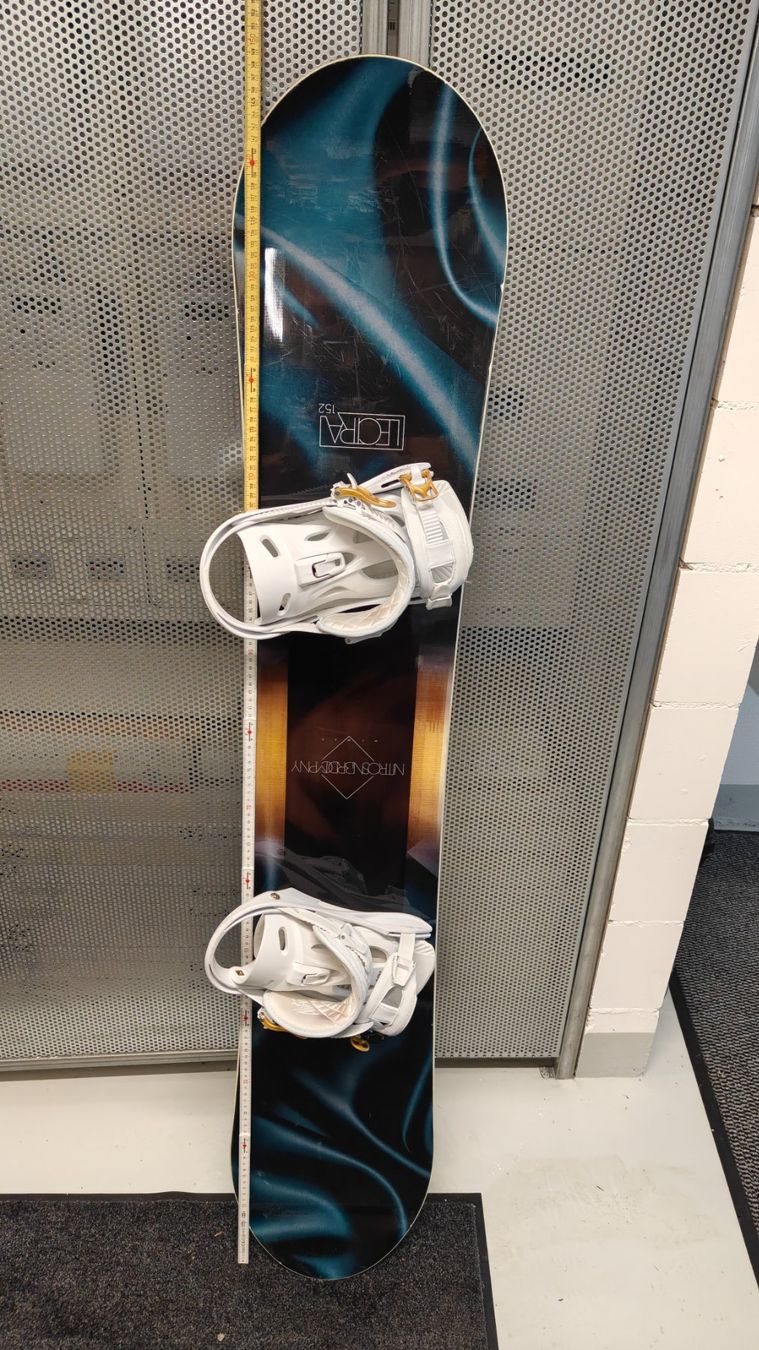 Board: Nitro Snowboard mit Bindung und Schuhen gebraucht – Usato da Winznau venduto da FV_ 2
