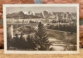 Bern - Historisches Museum & die Alpen
