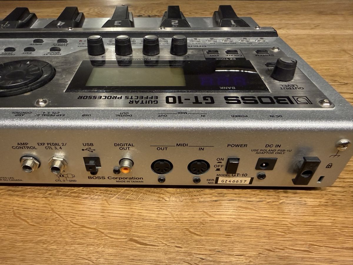 Boss Strumenti musicali: Boss GT-10 Gitarren Effekte – Usato da Wil SG venduto da Bazze 4