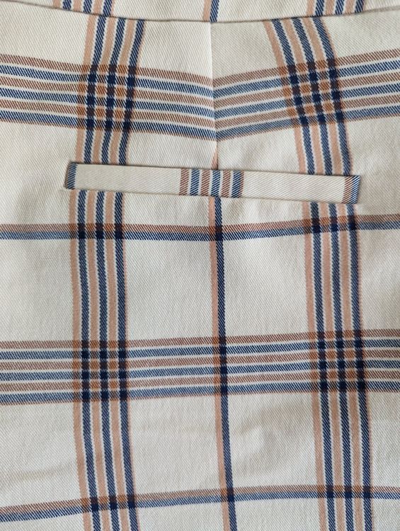Maje Pantaloni: Maje Shorts kariert, Gr. 38, wie neu – Usato da Chur venduto da Ronja777 1