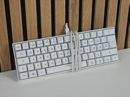 Deltaco Gaming WK85R 60% Tastatur, CH-Layout, Weiss