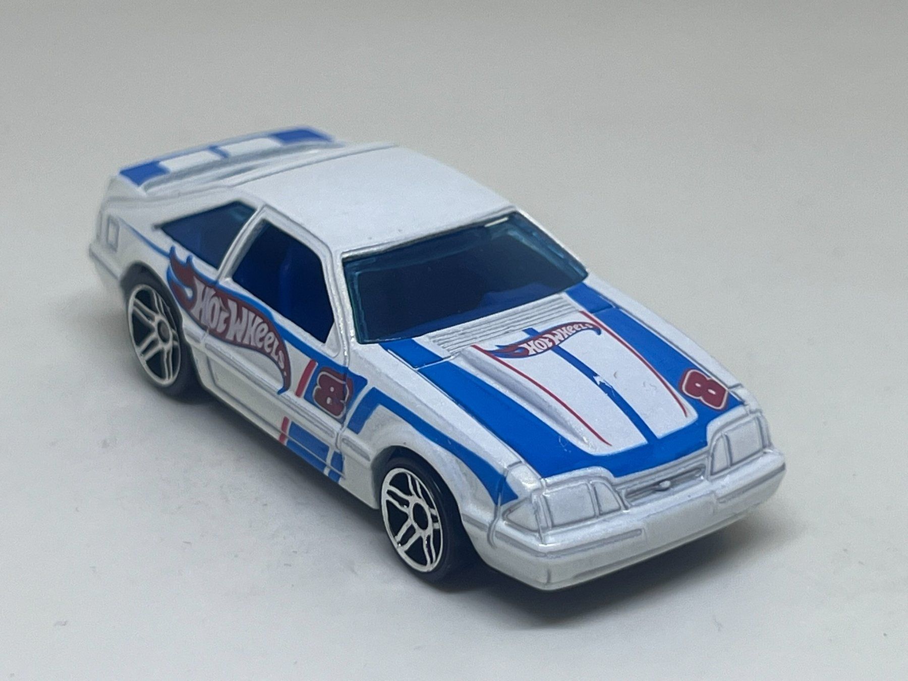 Hot Wheels Modellini d'auto: Hot Wheels '92 Ford Mustang – Nuovo (secondo la descrizione) da Wildegg venduto da LaaBoutique