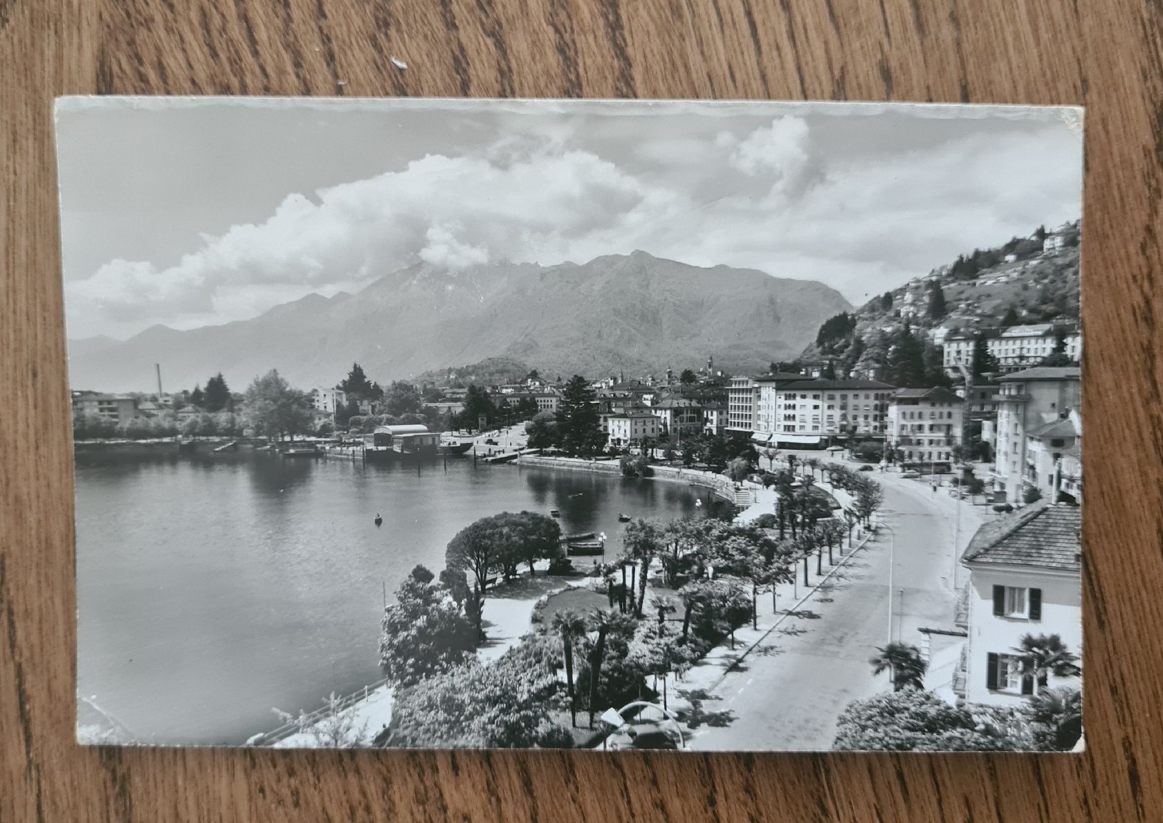 Cartoline postali: Locarno mit Lago Maggiore 1958 – Usato da Ebikon venduto da Donar50