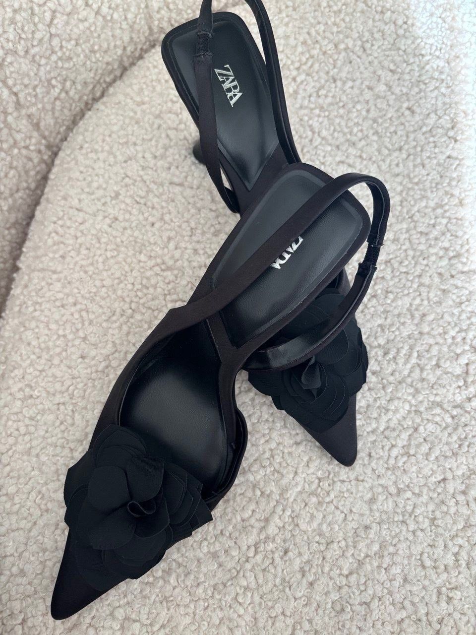 Zara Damenschuhe: Damen Pumps Zara – Neu (gemäss Beschreibung) aus Bern von ViksiBash 2