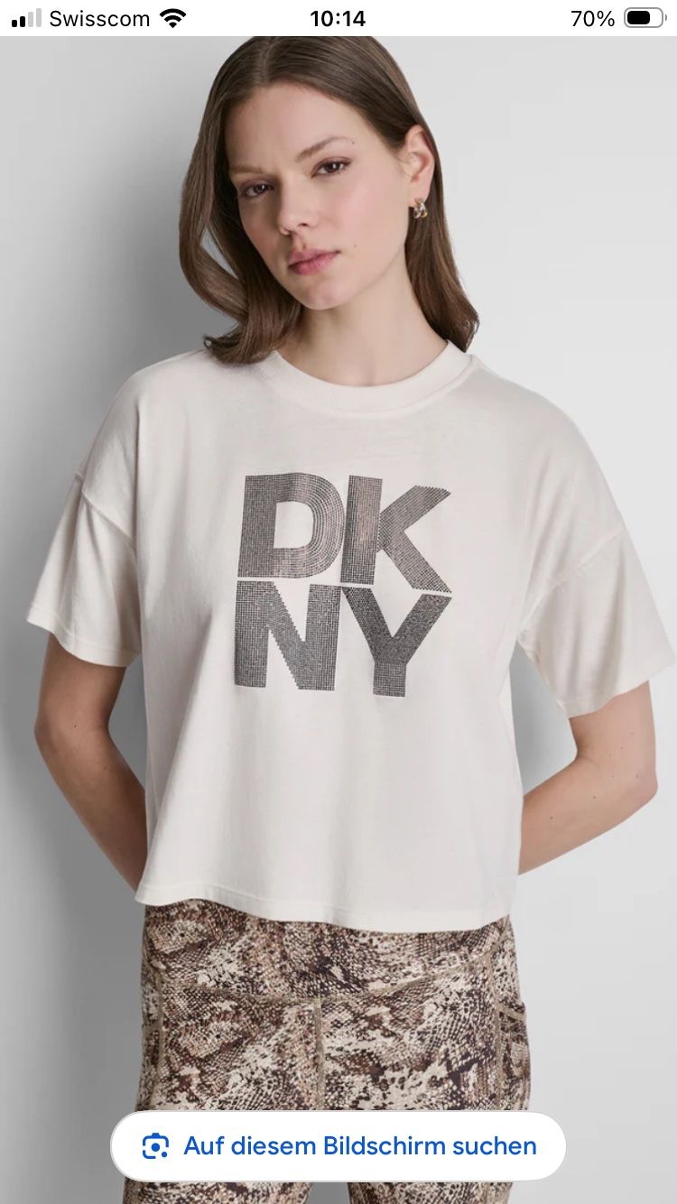 DKNY T-shirt: DKNY Layer Shirt mit Strass,neu.Paket Versand – Nuovo (secondo la descrizione) da Rüdlingen venduto da Schnoegli2007 1